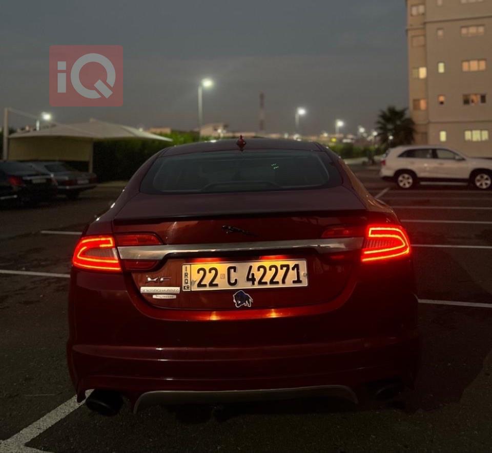 جاگوار XF